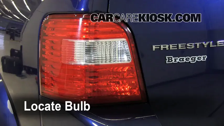 2007 Ford Freestyle Limited 3.0L V6 Lights Tail Light (replace bulb)